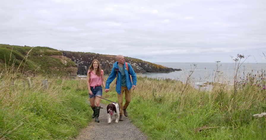 Muddy Matches countryside dating - meet rural singles, farmers, equestrian lovers and outdoor people across the UK